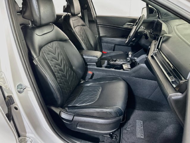 Used 2023 Kia Sportage X-Line w/ X-Line Premium Package AWD/4WD image 12