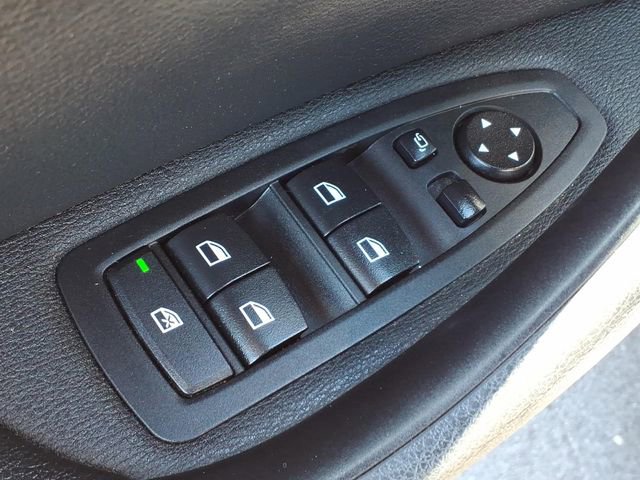 Used 2016 BMW X1 xDrive28i AWD/4WD image 17
