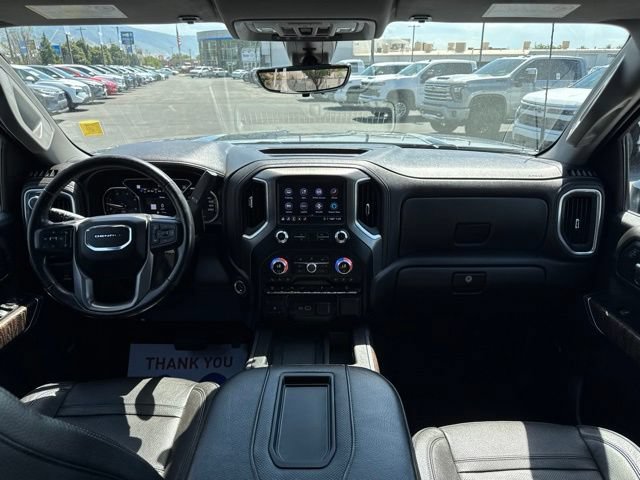 Used 2022 GMC Sierra 3500 Denali w/ Denali Ultimate Package AWD/4WD image 13