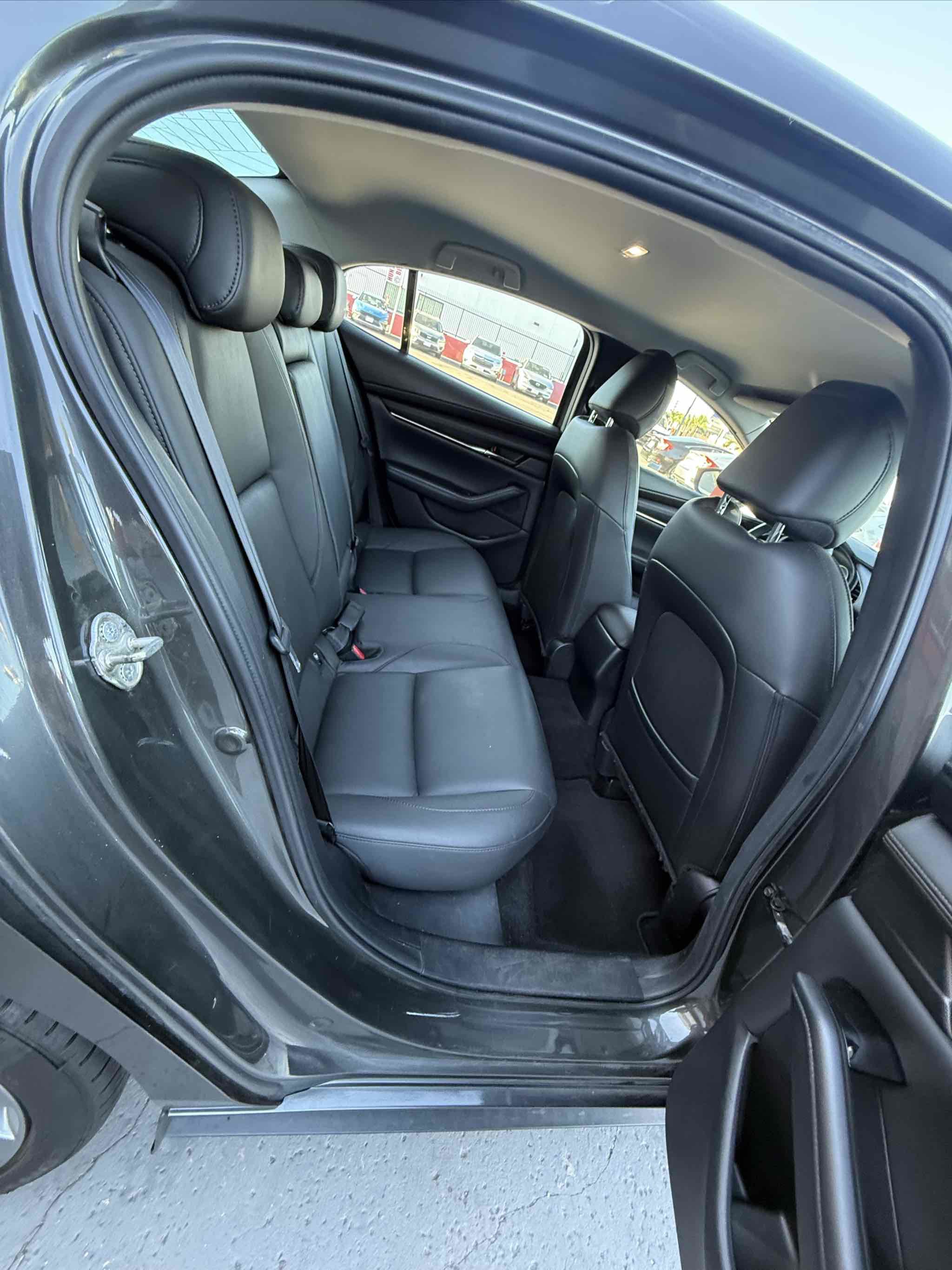 Used 2019 MAZDA MAZDA3 Sedan w/ Preferred Package image 50