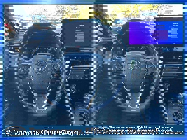 Used 2023 Toyota Venza Limited image 14