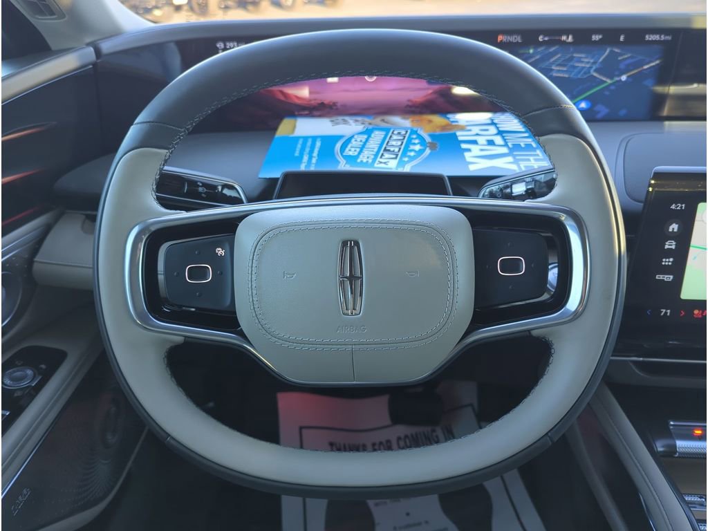 Used 2025 Lincoln Nautilus Reserve image 15