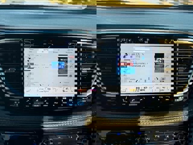 New 2026 Chrysler Pacifica Select w/ S Appearance Package image 43