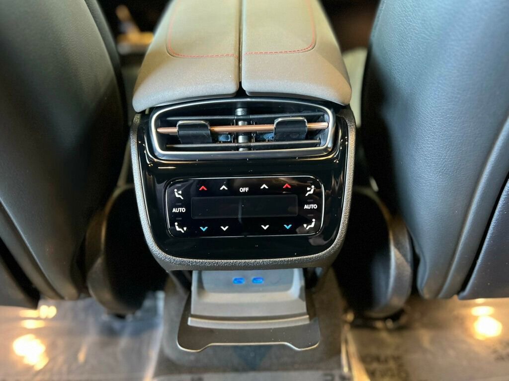 Used 2023 Mercedes-Benz EQS 580 4MATIC Sedan image 19