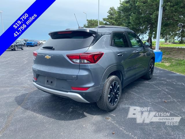 Used 2022 Chevrolet TrailBlazer LT w/ Convenience Package FWD image 9
