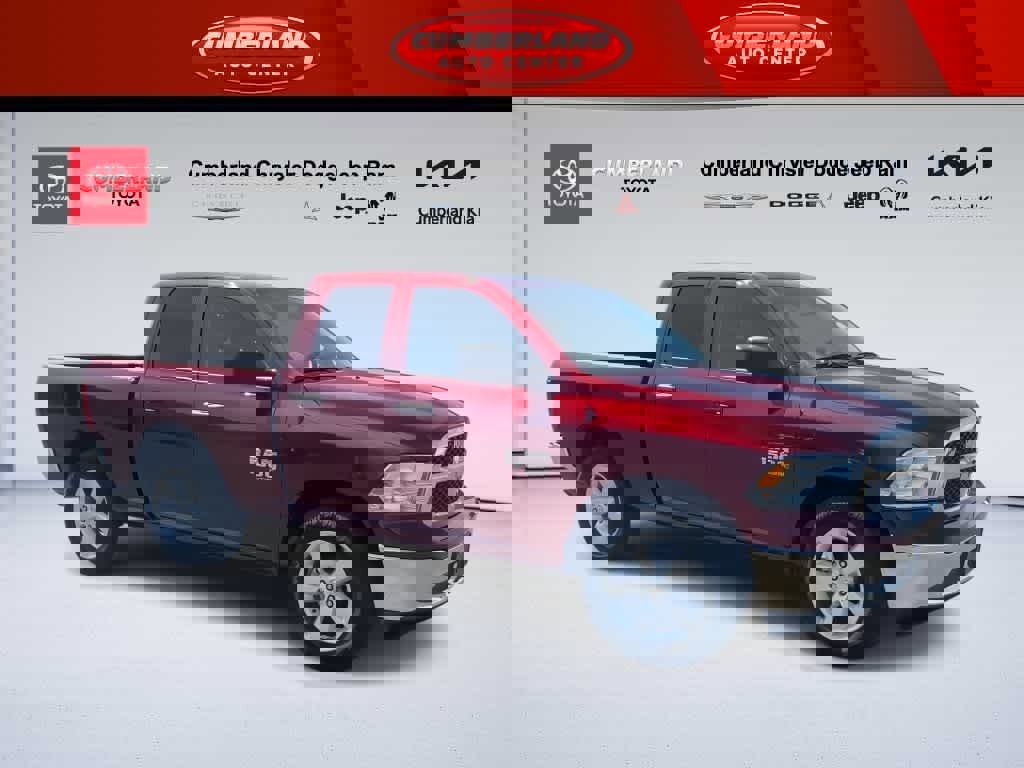 Used 2024 RAM 1500 Classic SLT image 2