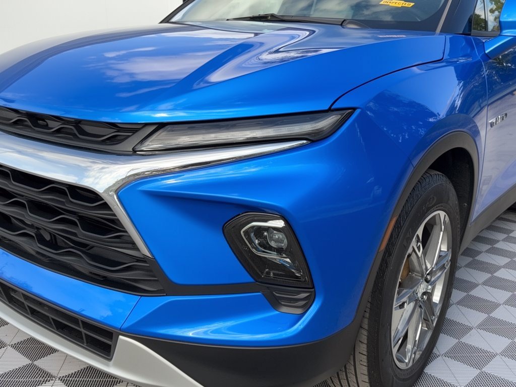 Certified 2024 Chevrolet Blazer LT w/ Convenience Package FWD image 12