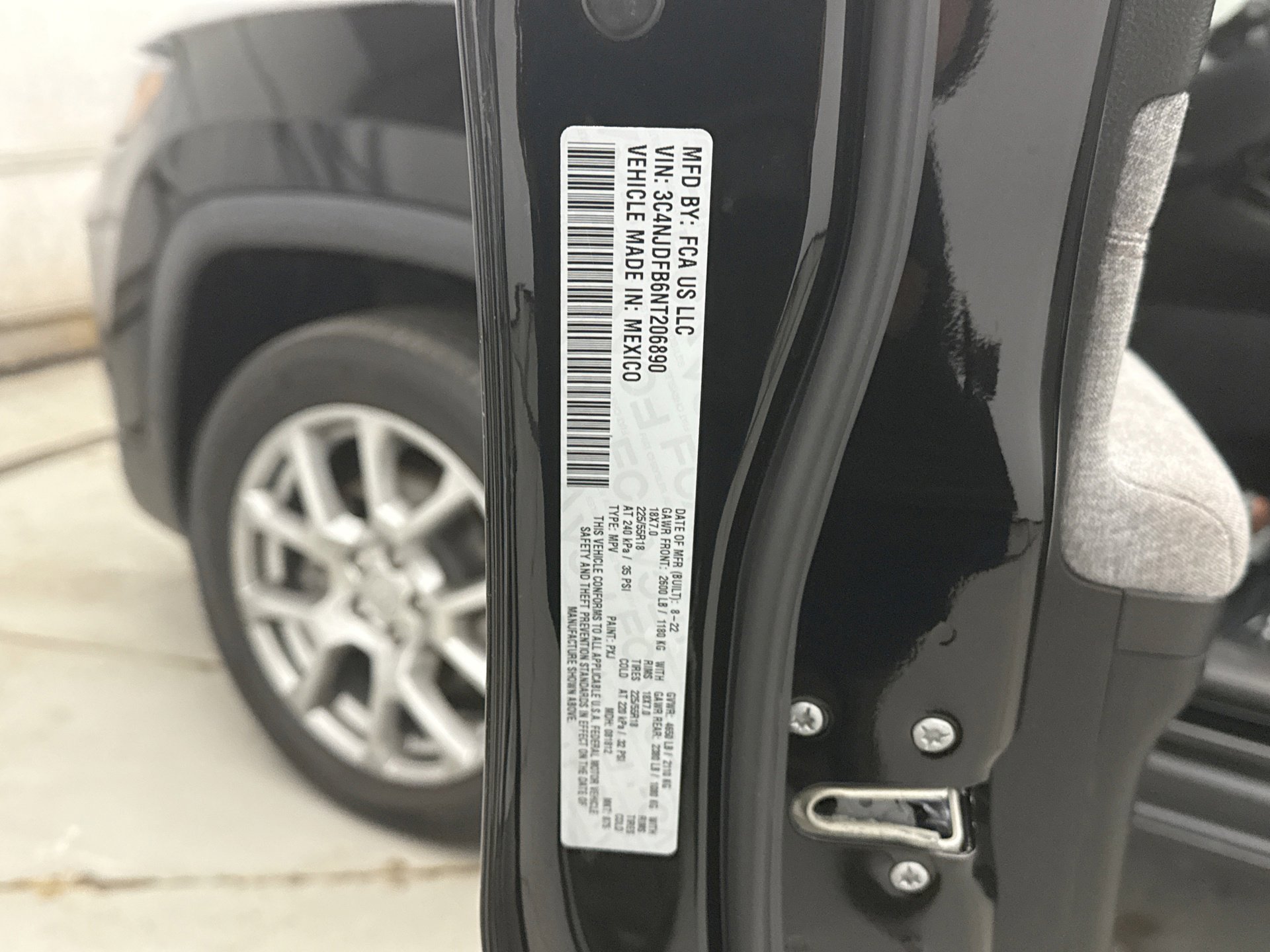 Used 2022 Jeep Compass Latitude image 22