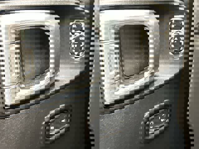 Used 2018 Jeep Wrangler Unlimited Sport S image 20