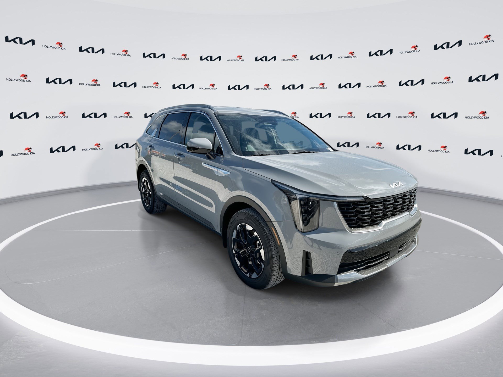 Certified 2026 Kia Sorento S FWD image 2