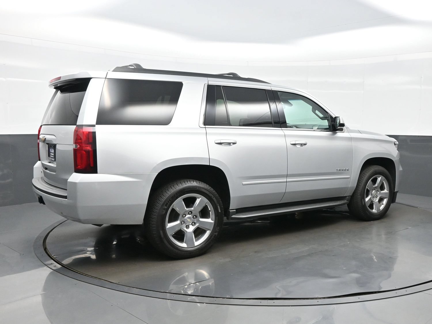 Used 2017 Chevrolet Tahoe LS w/ All-Season Package AWD/4WD image 6