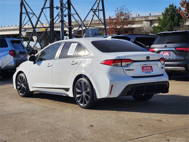 Used 2025 Toyota Corolla SE image 4