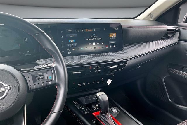 Certified 2025 Nissan Kicks SR AWD/4WD image 9