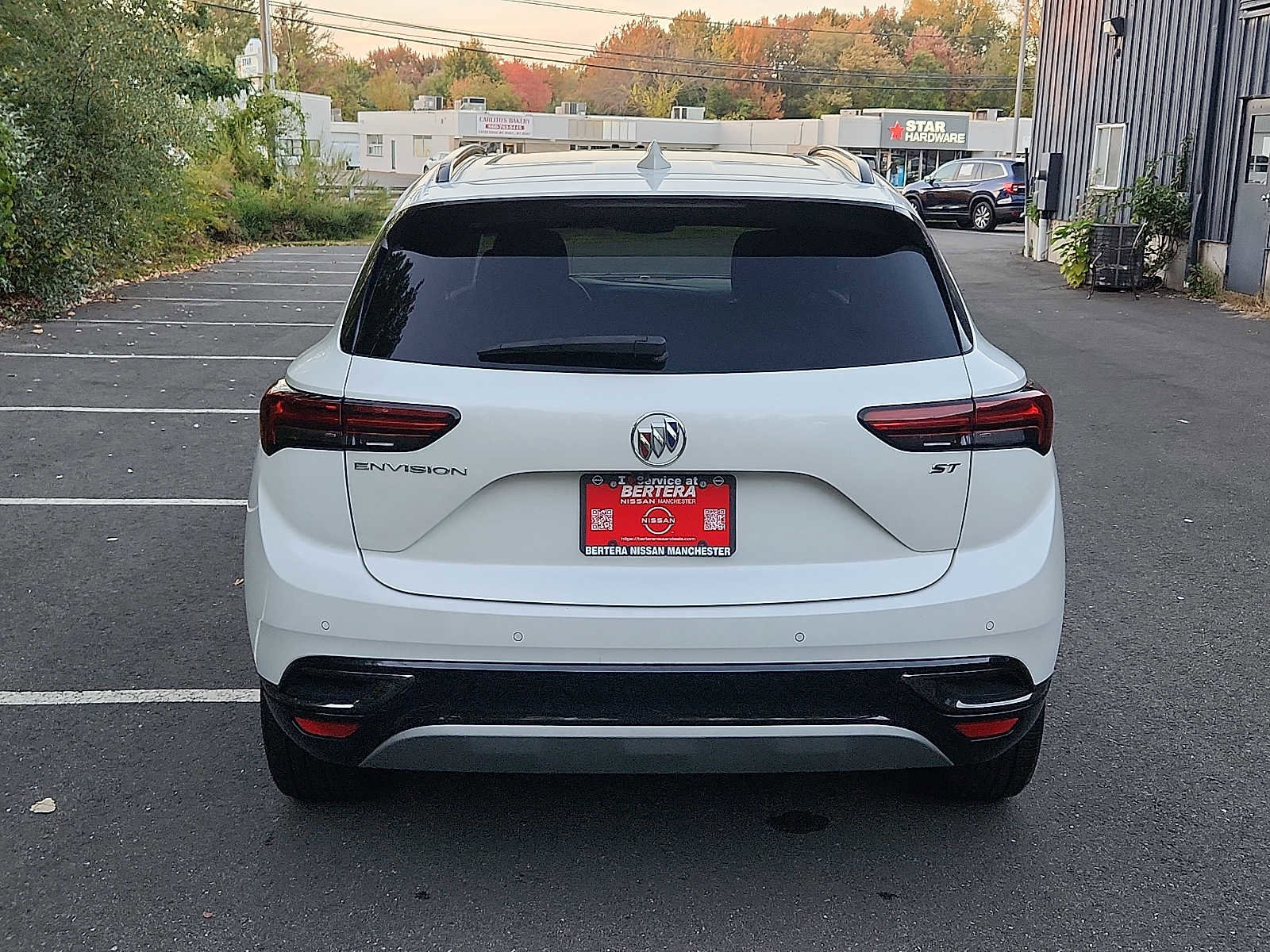 Used 2023 Buick Envision Essence w/ Sport Touring Package image 5