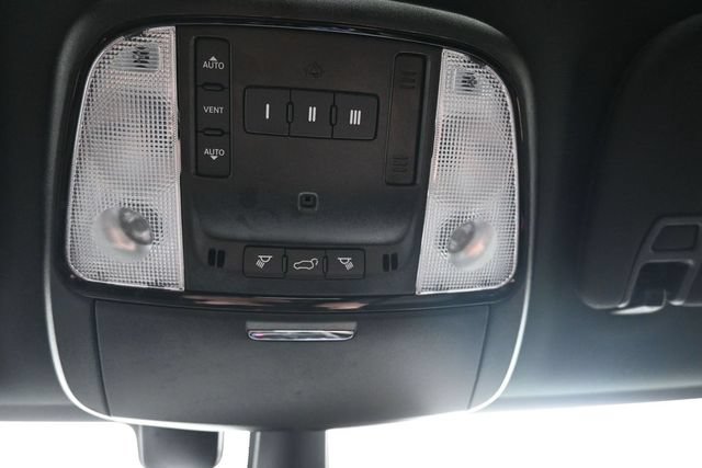 Used 2025 Dodge Durango R/T AWD/4WD image 20