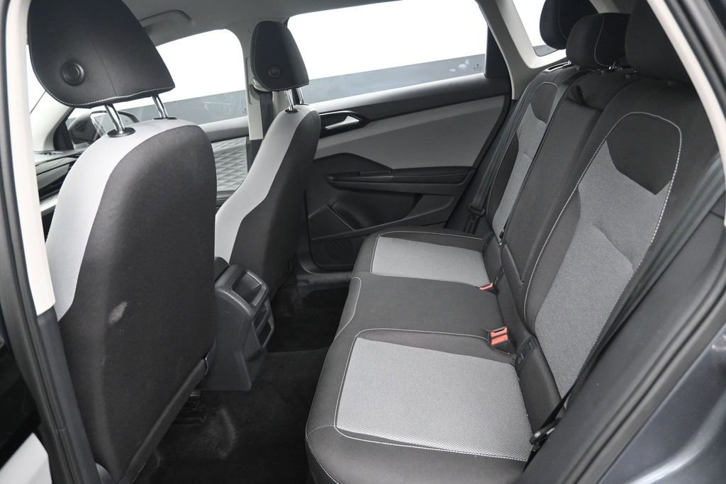 Used 2024 Volkswagen Taos S FWD image 14