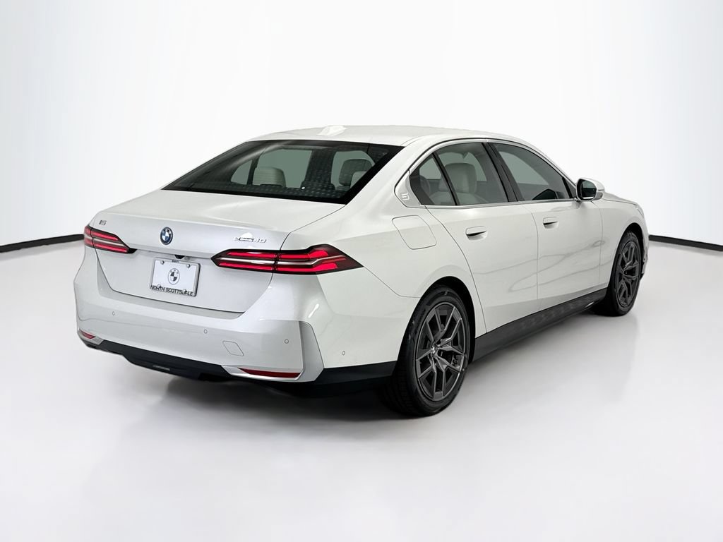 Used 2026 BMW i5 eDrive40 RWD image 5