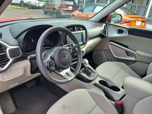 Used 2020 Kia Soul LX FWD image 12