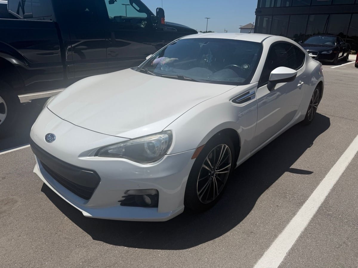 Used 2014 Subaru BRZ Limited RWD image 2