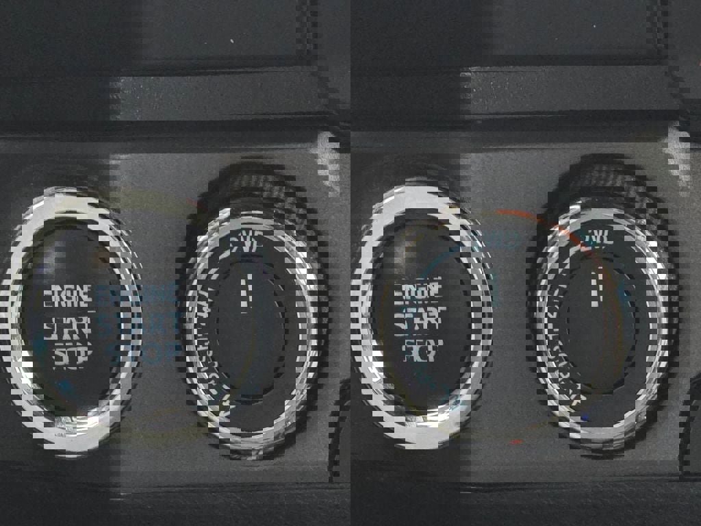 Used 2023 Toyota Tacoma TRD Off-Road image 14