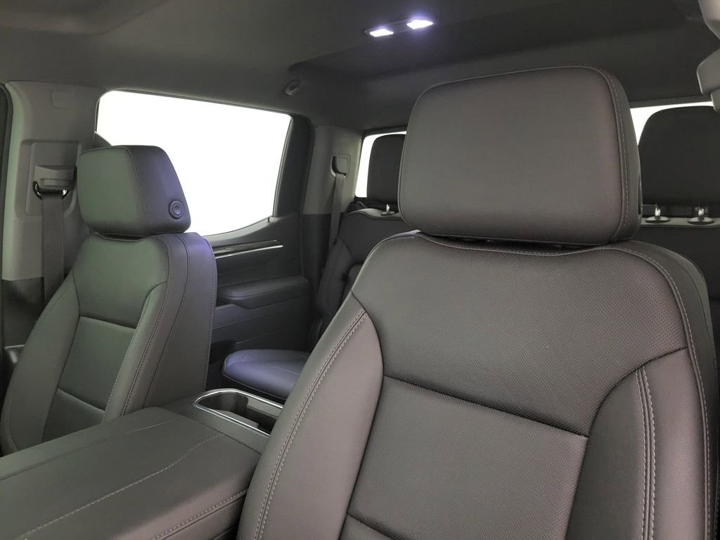 Used 2025 Chevrolet Silverado 1500 LTZ AWD/4WD image 41