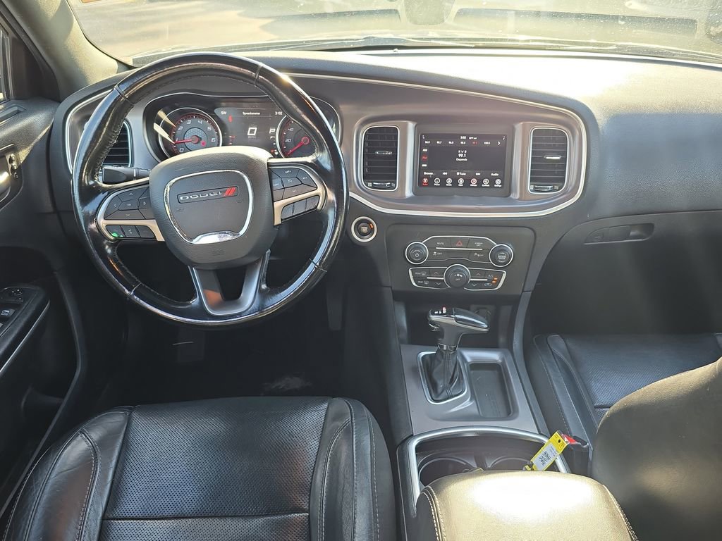 Used 2019 Dodge Charger SXT w/ Leather Interior Group image 14