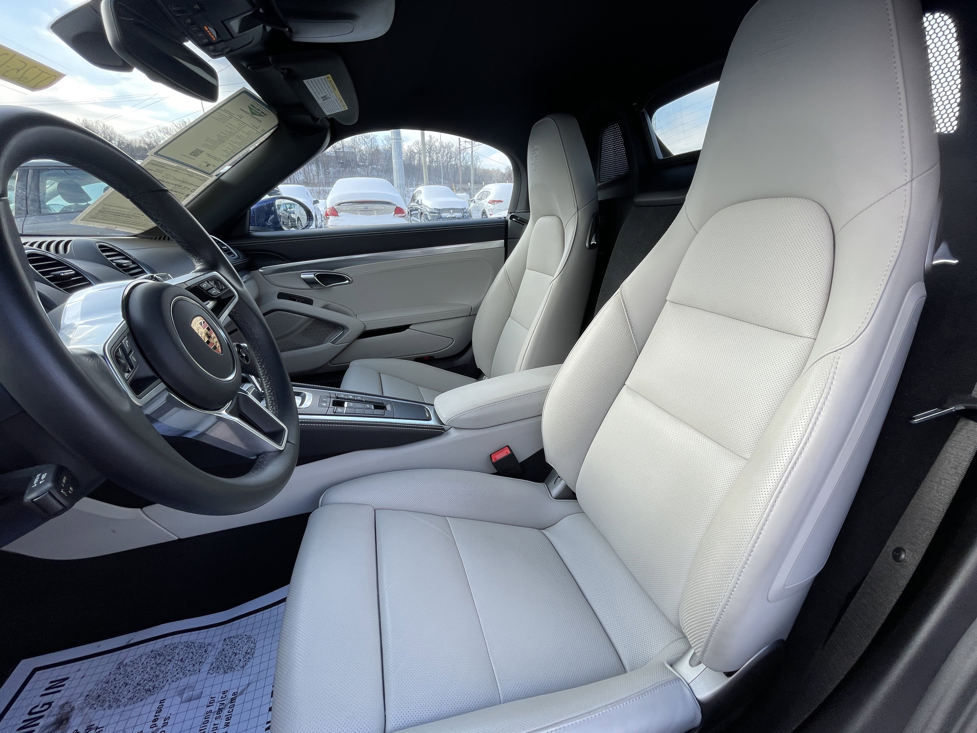 Used 2023 Porsche 718 Boxster Base image 13