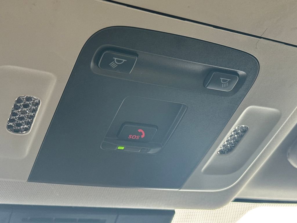 Used 2025 Toyota Camry XSE image 29