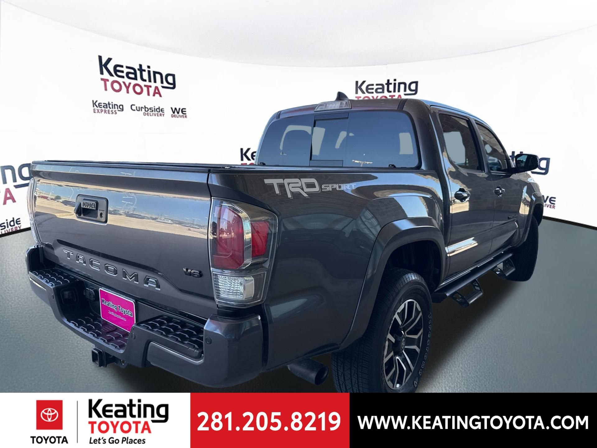 Used 2021 Toyota Tacoma TRD Sport w/ Technology Package RWD image 7