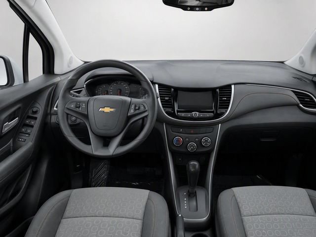 Used 2021 Chevrolet Trax LS w/ Tint and Cruise Package AWD/4WD image 29
