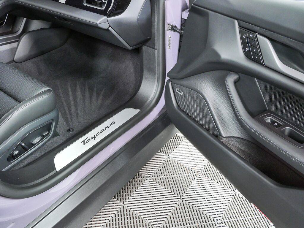 New 2026 Porsche Taycan RWD image 27