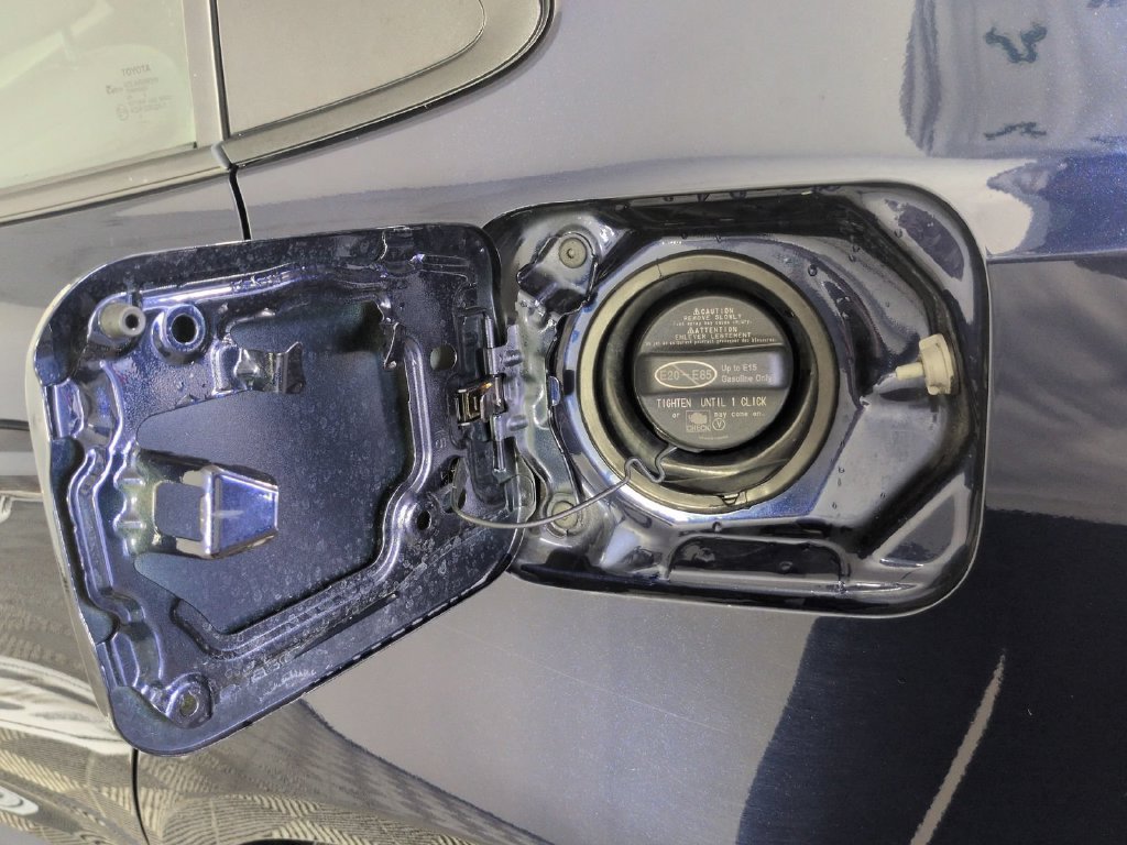 Used 2024 Toyota Corolla LE FWD image 18