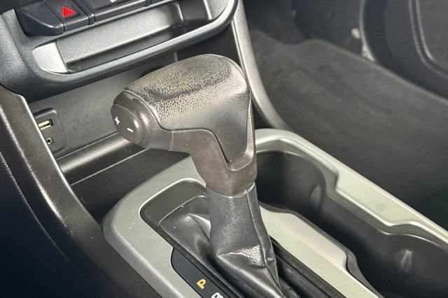 Used 2018 Chevrolet Colorado LT w/ LT Convenience Package RWD image 32