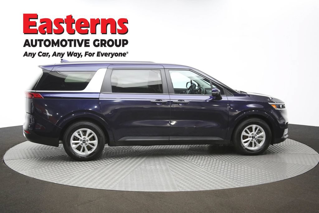 Used 2024 Kia Carnival LX FWD image 46