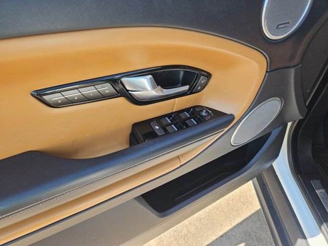 Used 2018 Land Rover Range Rover Evoque HSE Dynamic image 21