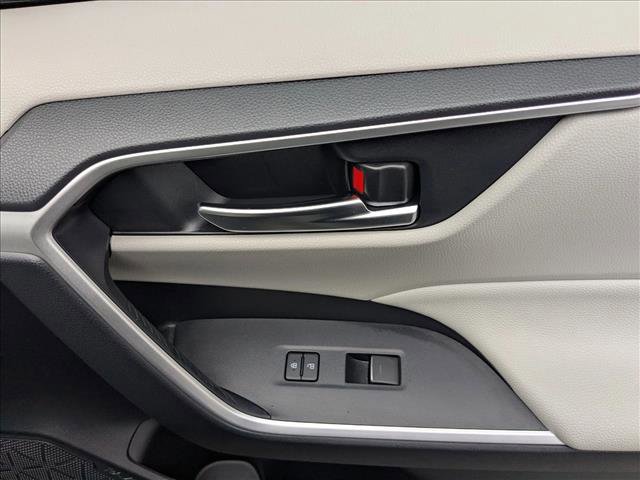 Used 2023 Toyota RAV4 XLE Premium image 25