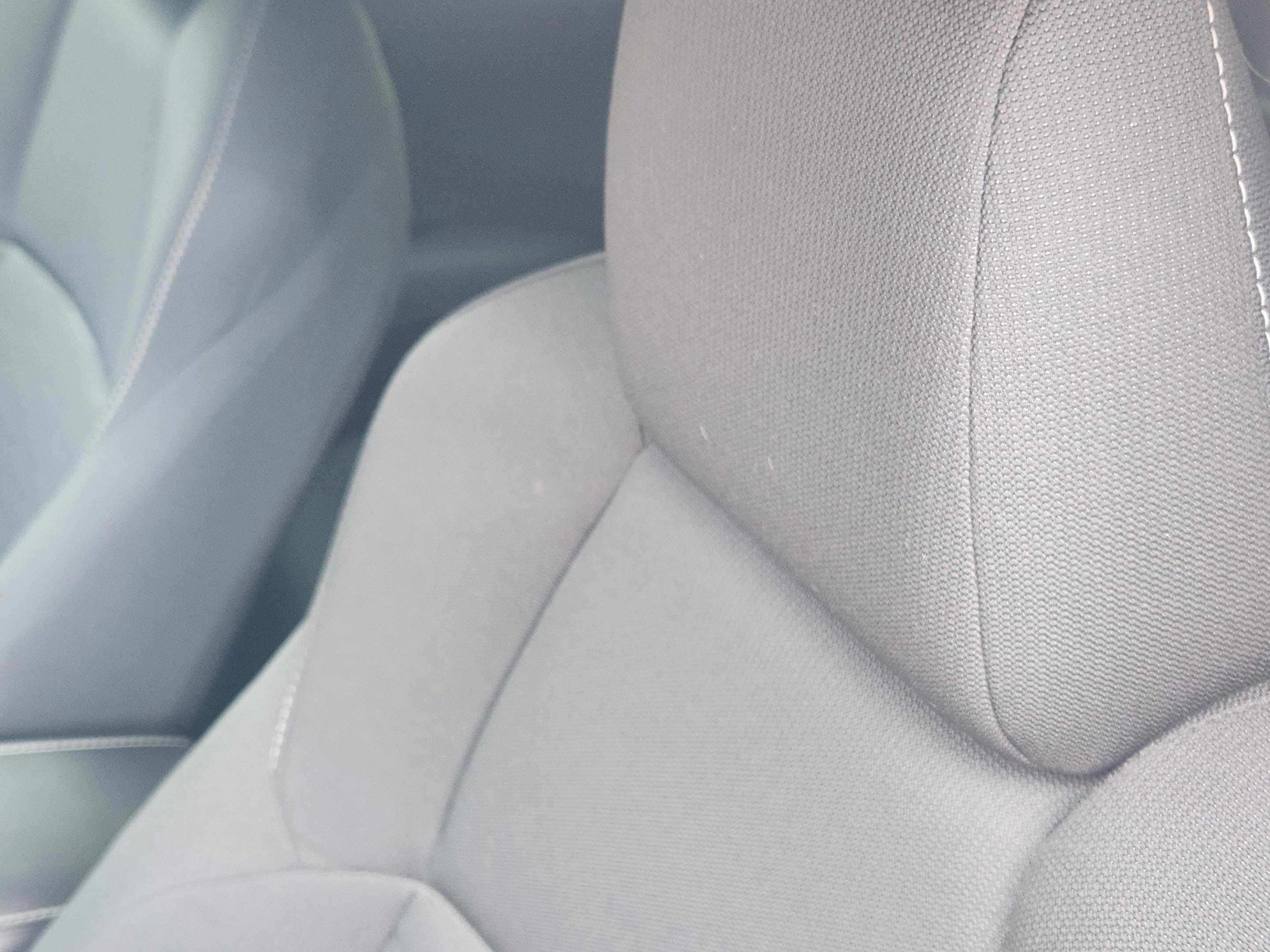 Used 2025 Toyota Corolla Hatchback image 15