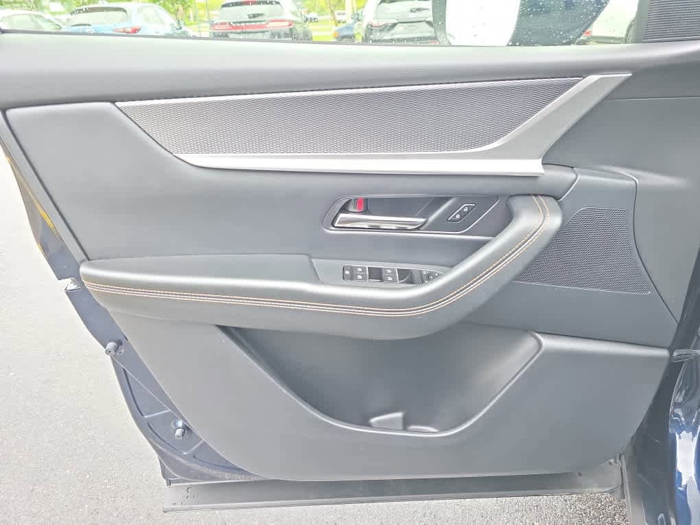 Used 2024 MAZDA CX-90 3.3 Turbo w/ Preferred Plus AWD/4WD image 15