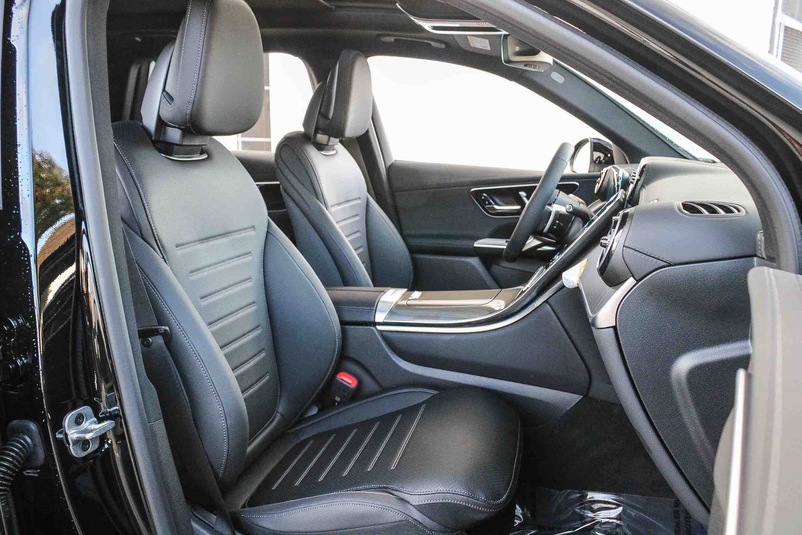 New 2026 Mercedes-Benz GLC 300 4MATIC image 13
