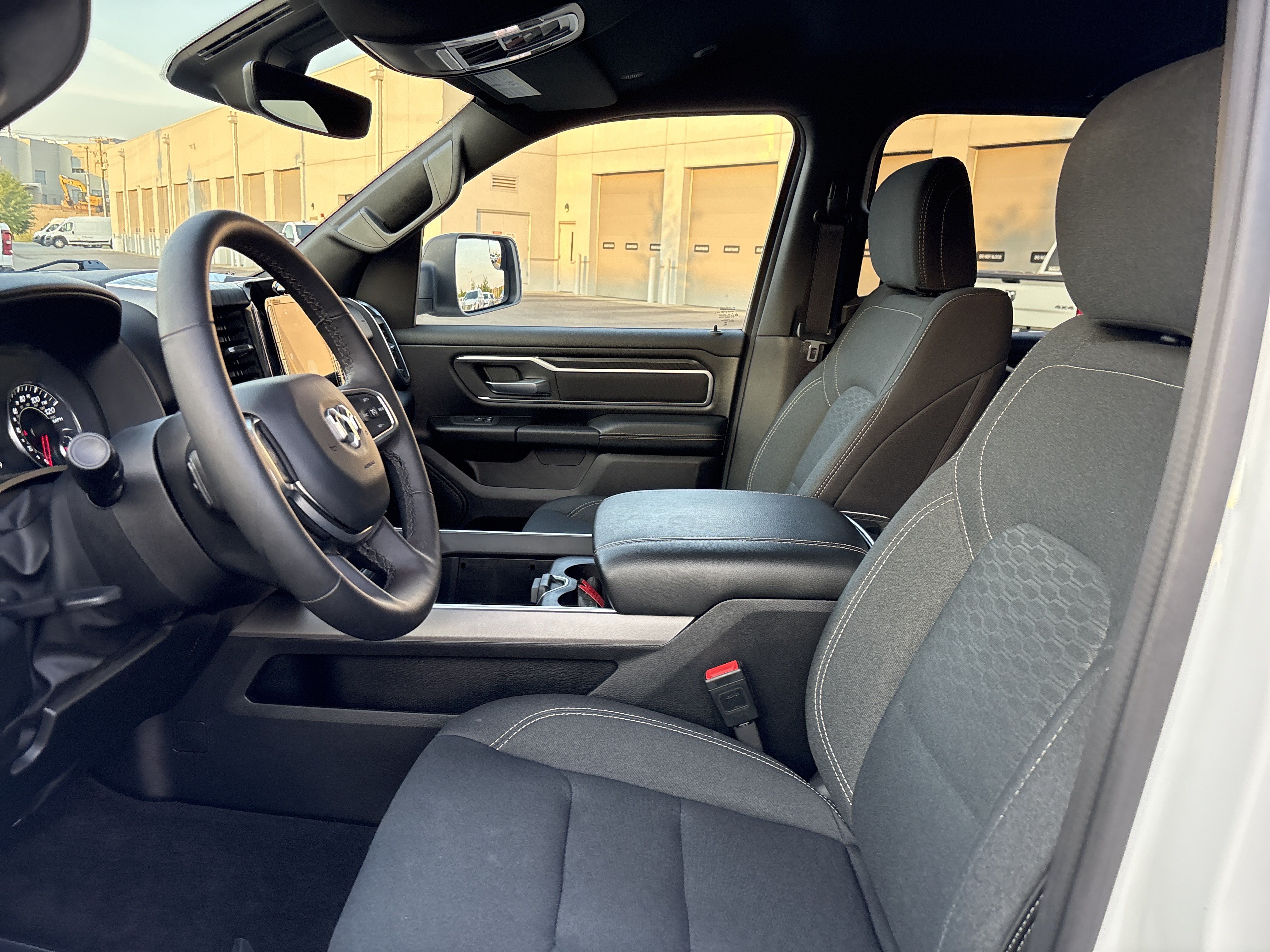Used 2025 RAM 1500 Big Horn AWD/4WD image 18