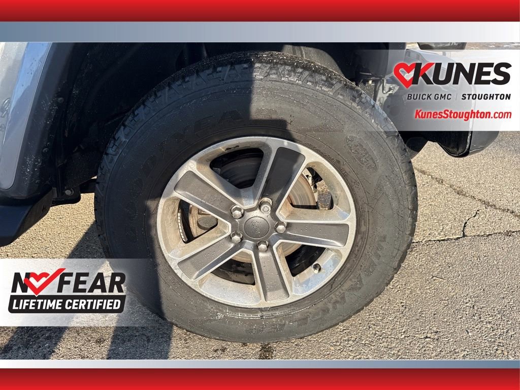 Used 2021 Jeep Wrangler Unlimited Sahara w/ Uconnect 4C Nav & Sound Group image 15