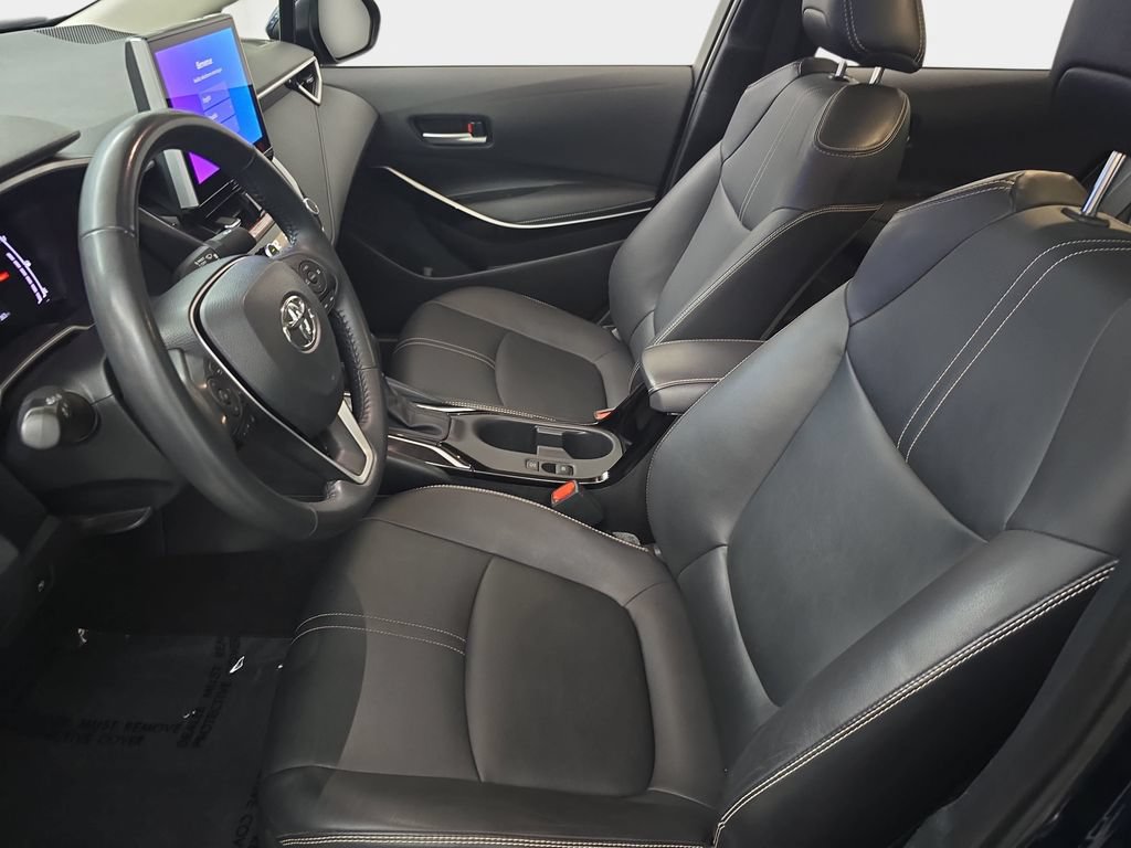 Used 2025 Toyota Corolla XLE FWD image 17