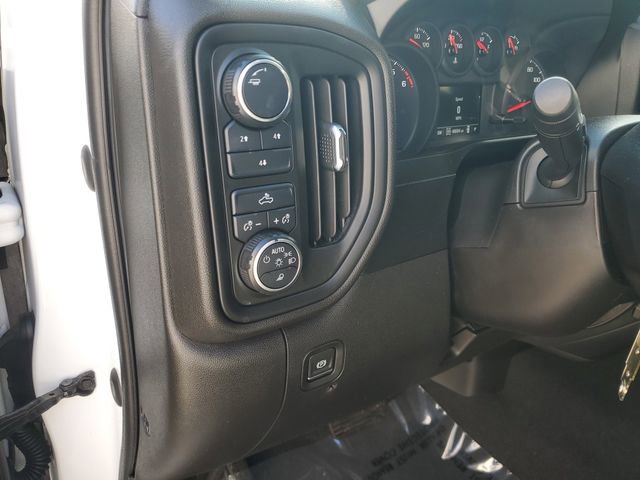 Used 2021 Chevrolet Silverado 2500 Custom w/ Custom Value Package image 22