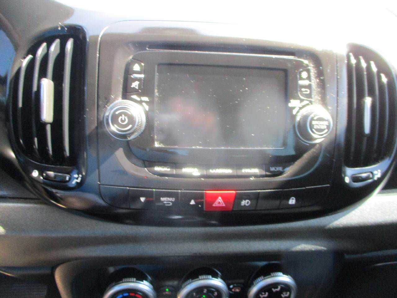 Used 2015 FIAT 500L Trekking FWD image 15