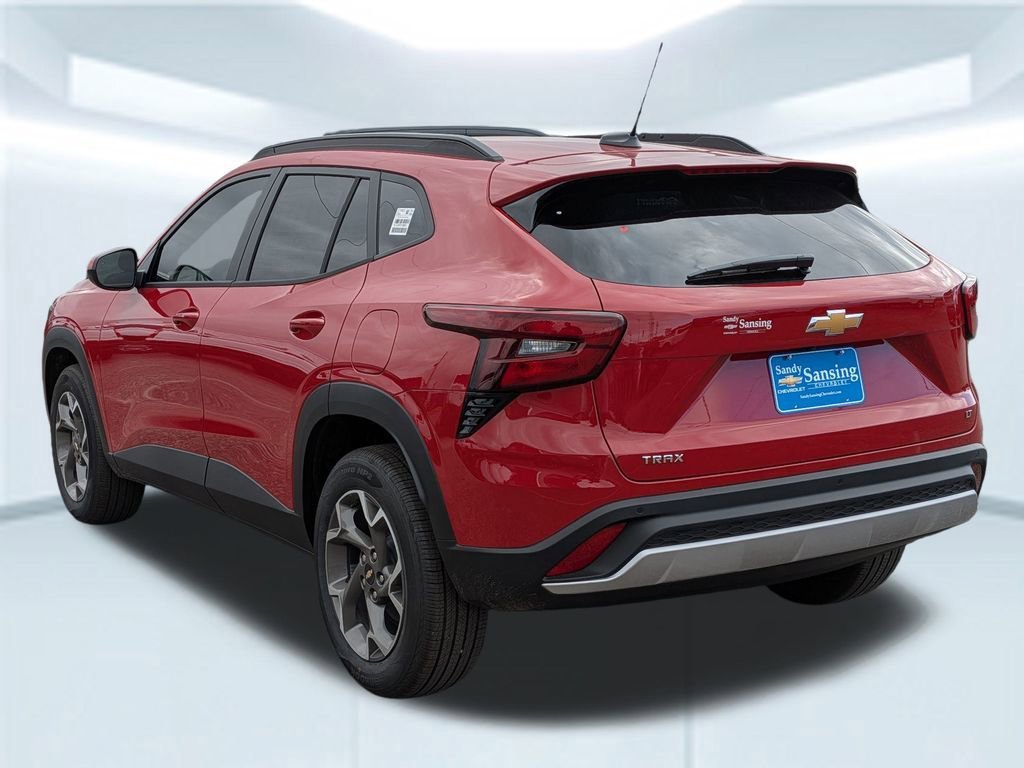 New 2026 Chevrolet Trax LT w/ Sunroof Package FWD image 4