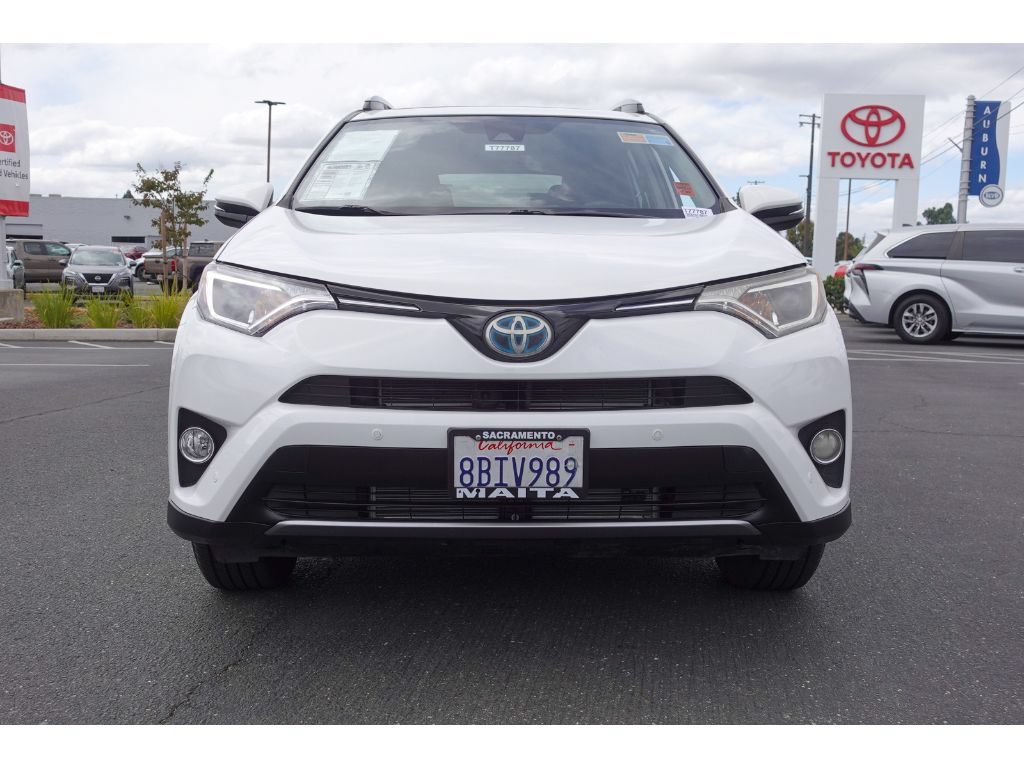 Used 2017 Toyota RAV4 XLE w/ Convenience Package AWD/4WD image 8