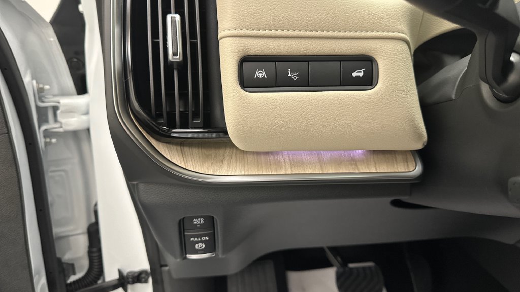 New 2027 Nissan Armada Platinum Reserve AWD/4WD image 31
