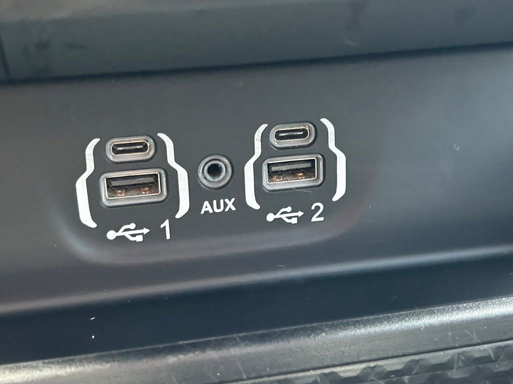 Used 2022 RAM 2500 Laramie w/ Night Edition image 35