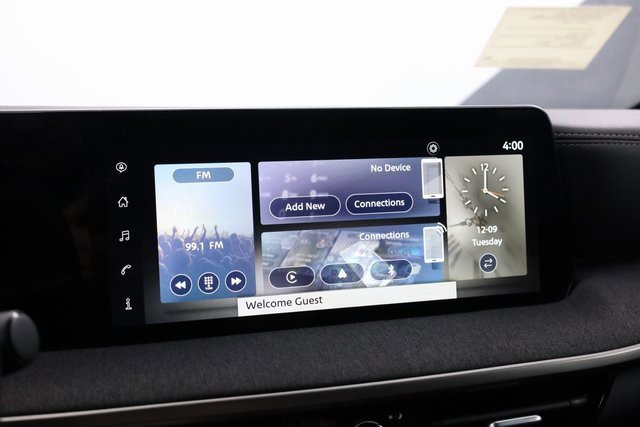 Certified 2025 Nissan Kicks SV image 17