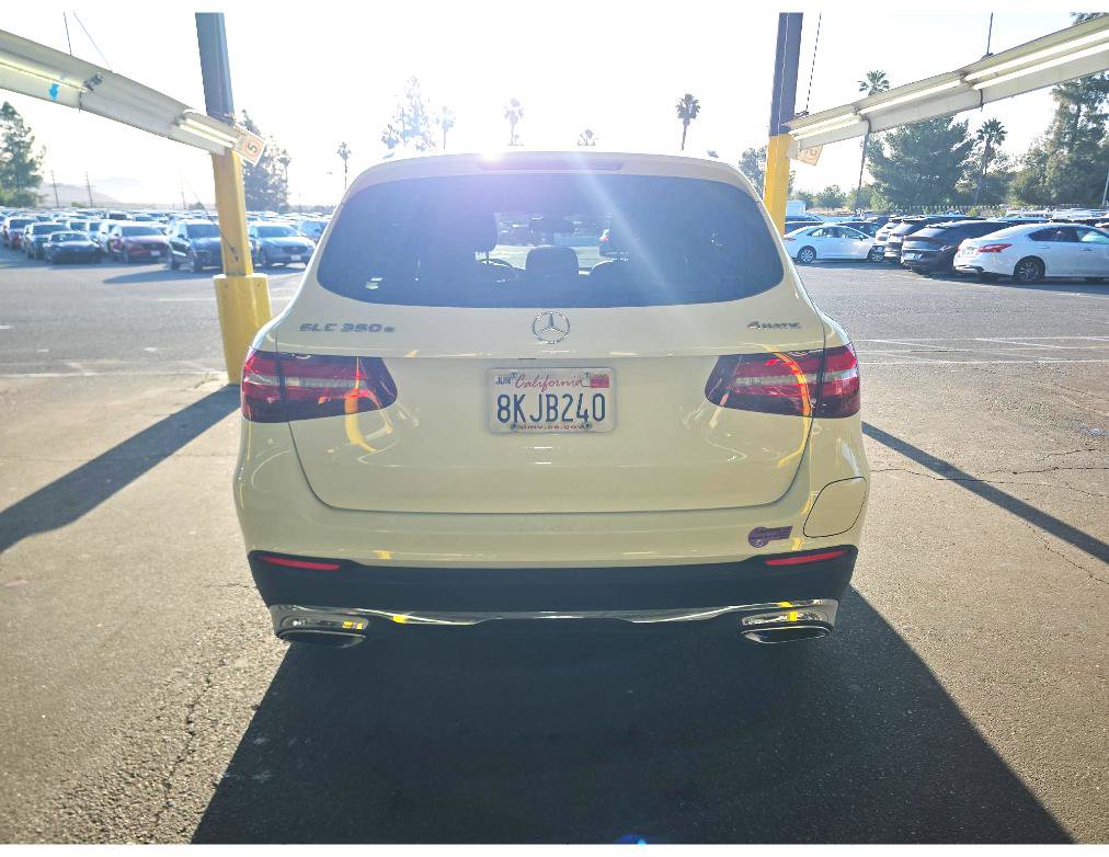 Used 2019 Mercedes-Benz GLC 350e 4MATIC w/ Premium Package image 5